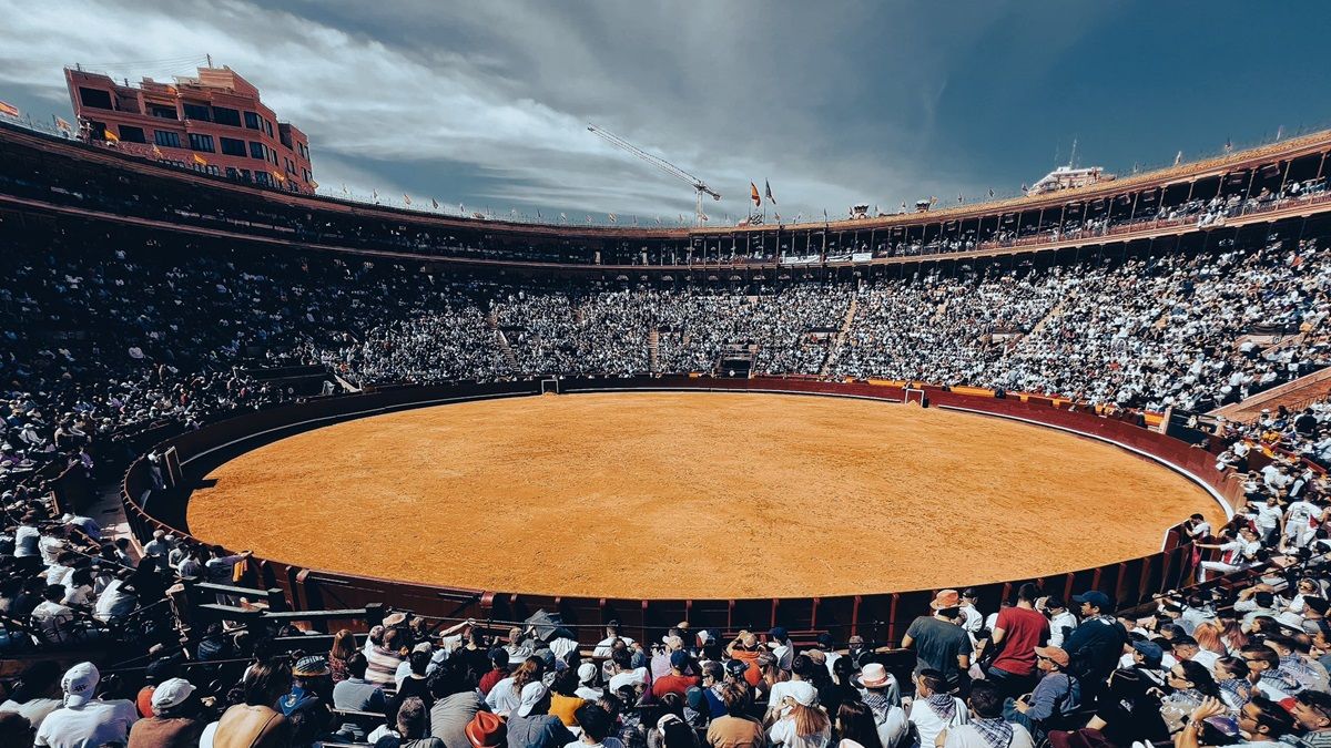 Bullfighting Valencia 2025 - Javier Zulueta, El Mene & Sim\u00f3n Andreu Tickets