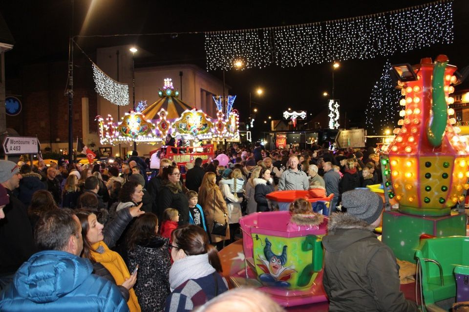 Sedgley Christmas Light Switch On