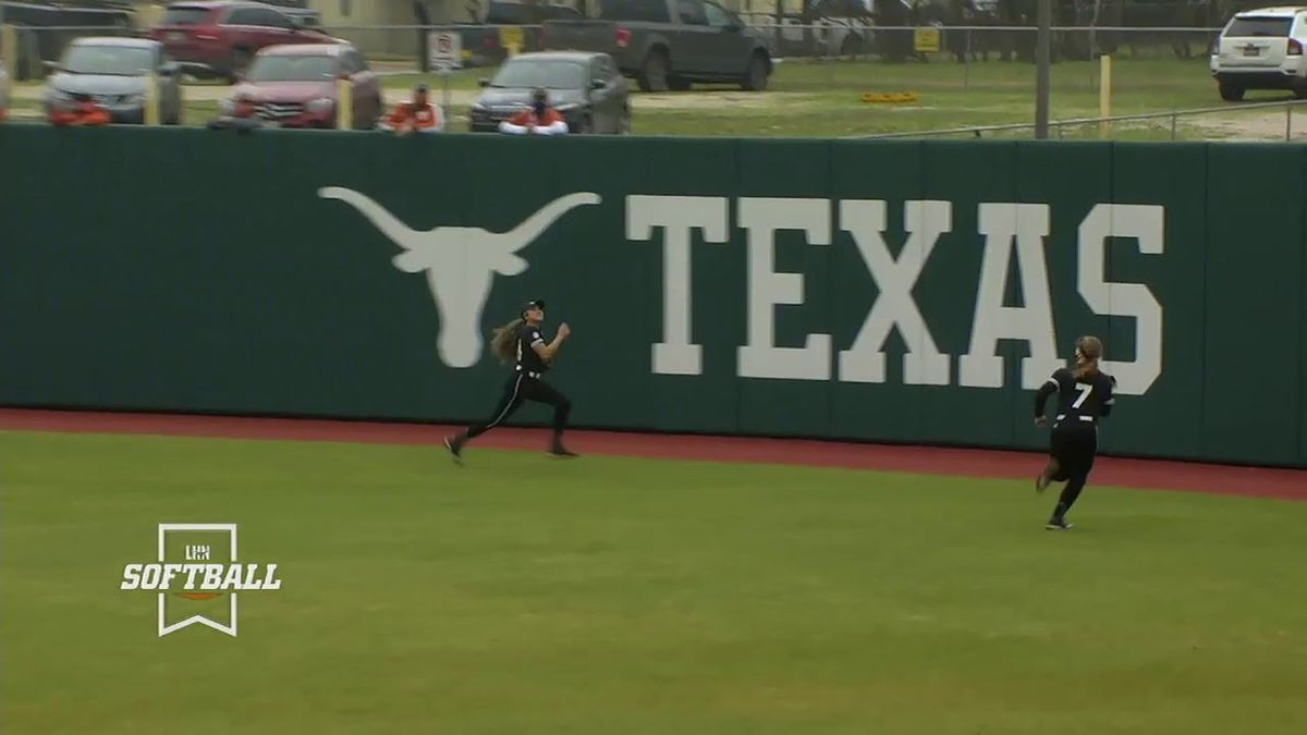 Texas Longhorns at Mississippi State Bulldogs Softball