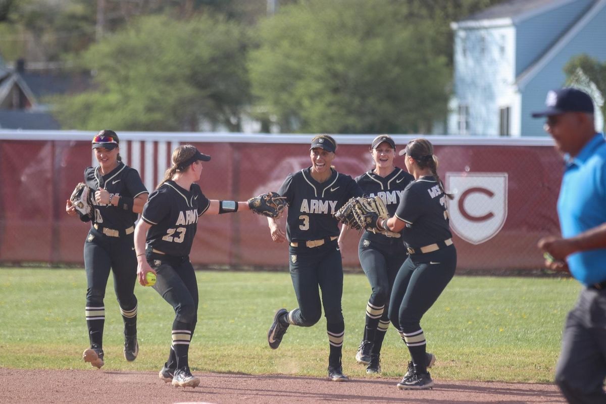 Parking Army Black Knights at Boston University Terriers Mens Basketball