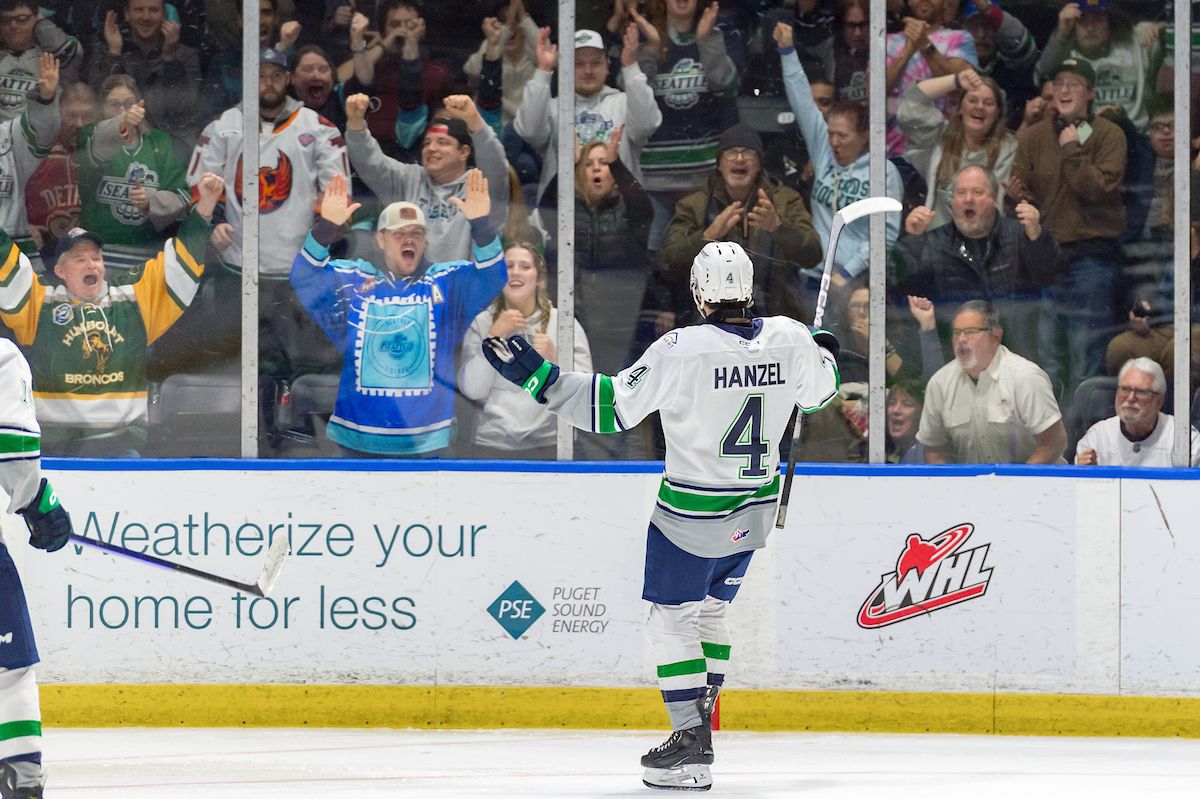 Seattle Thunderbirds at Portland Winterhawks at Veterans Memorial Coliseum - Portland