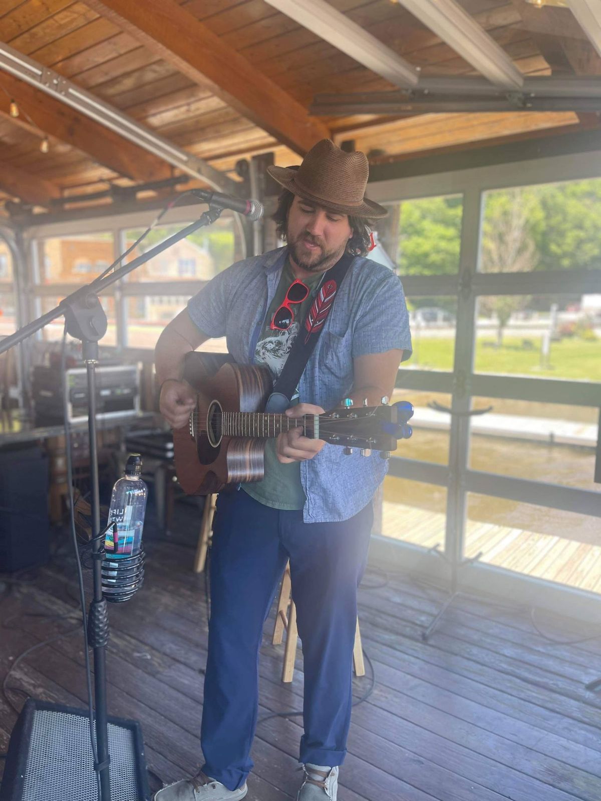 Ramblin\u2019 Ryne live at the Farmer\u2019s Market in Prairie Du Chien, WI!!!