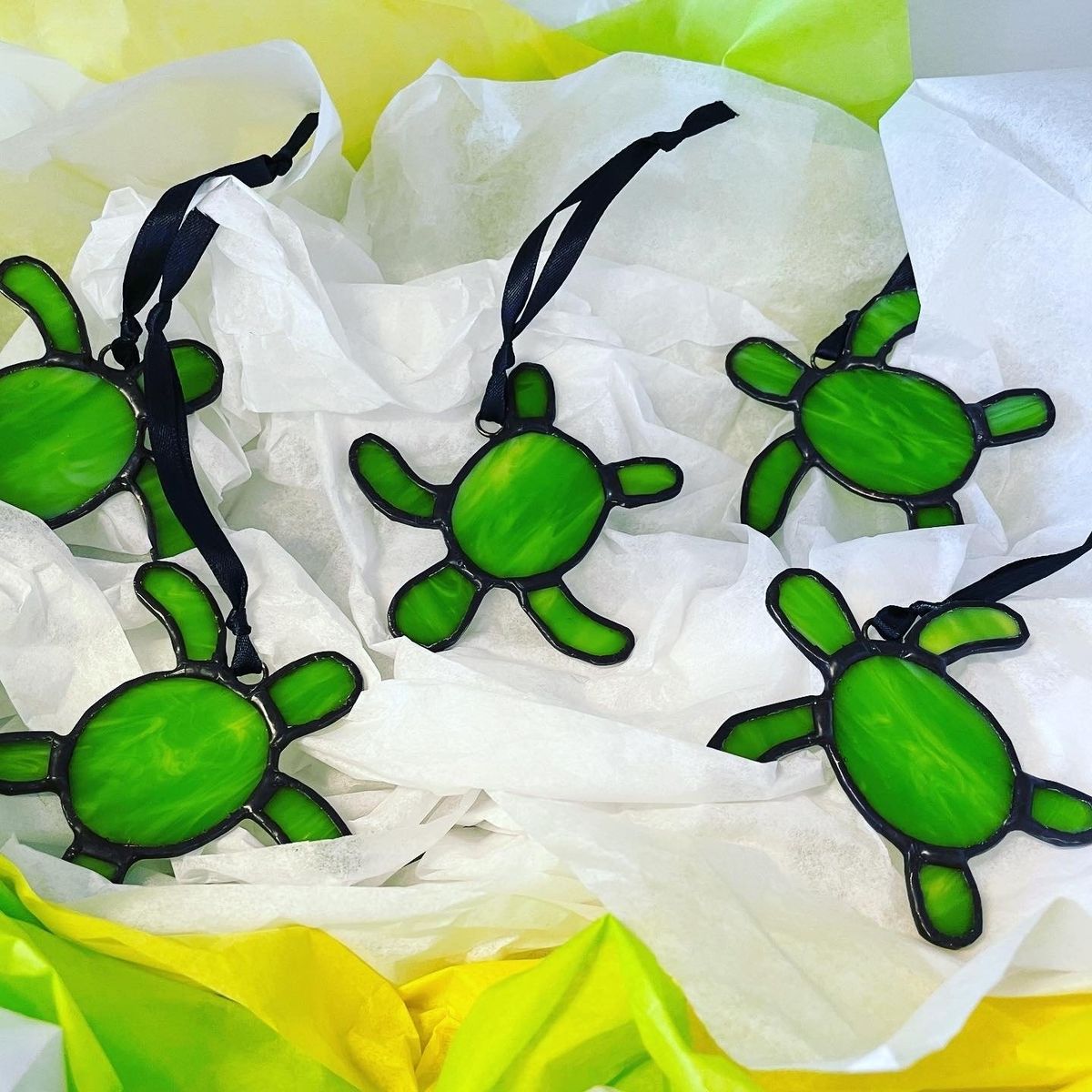 "Baby Sea Turtles in Stained Glass" with Guest Instructor Cynthia Buckley (July 28, 2024)