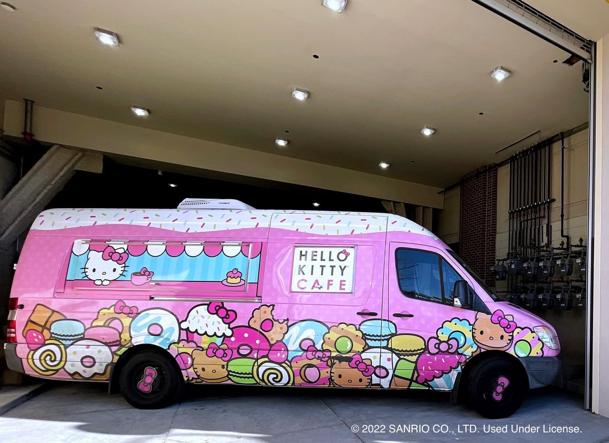 Hello Kitty Cafe Truck East - Naperville Appearance