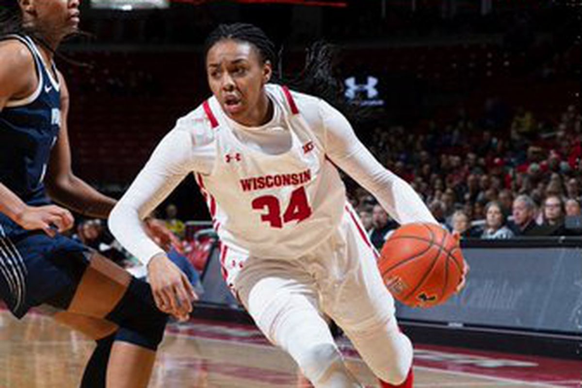 Michigan Wolverines at Wisconsin Badgers Womens Basketball