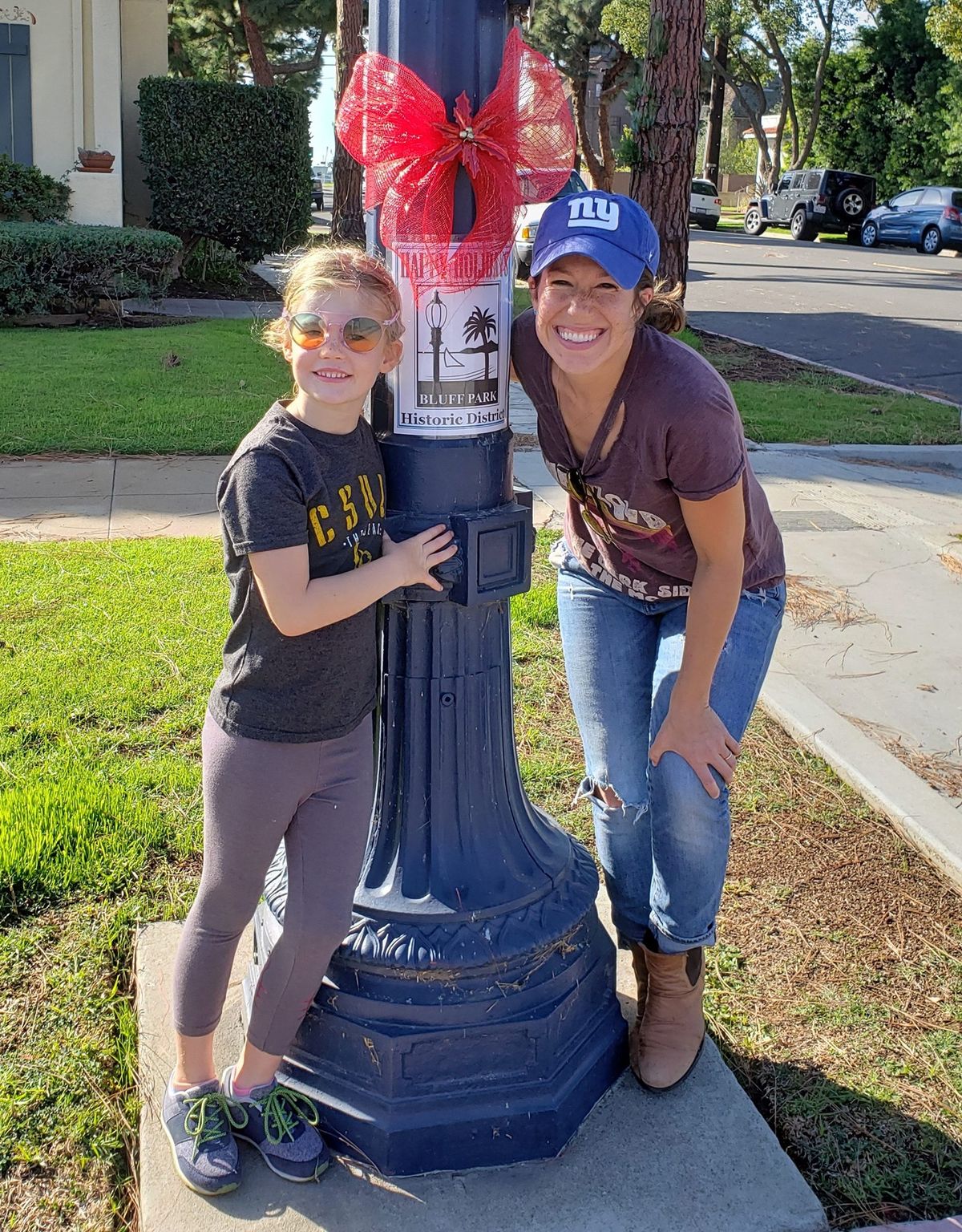 Holiday Bow Breakfast: Decorating Our Icon