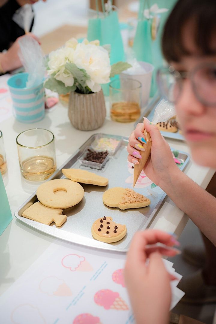 BOSTON MOMs Sugar Cookie Decorating Class, LIVELY, Boston, 30 April 2023