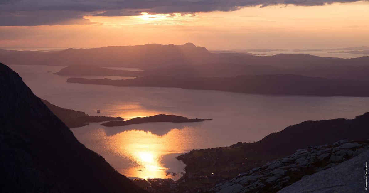 En m\u00f8rkere fjord og et hav i endring