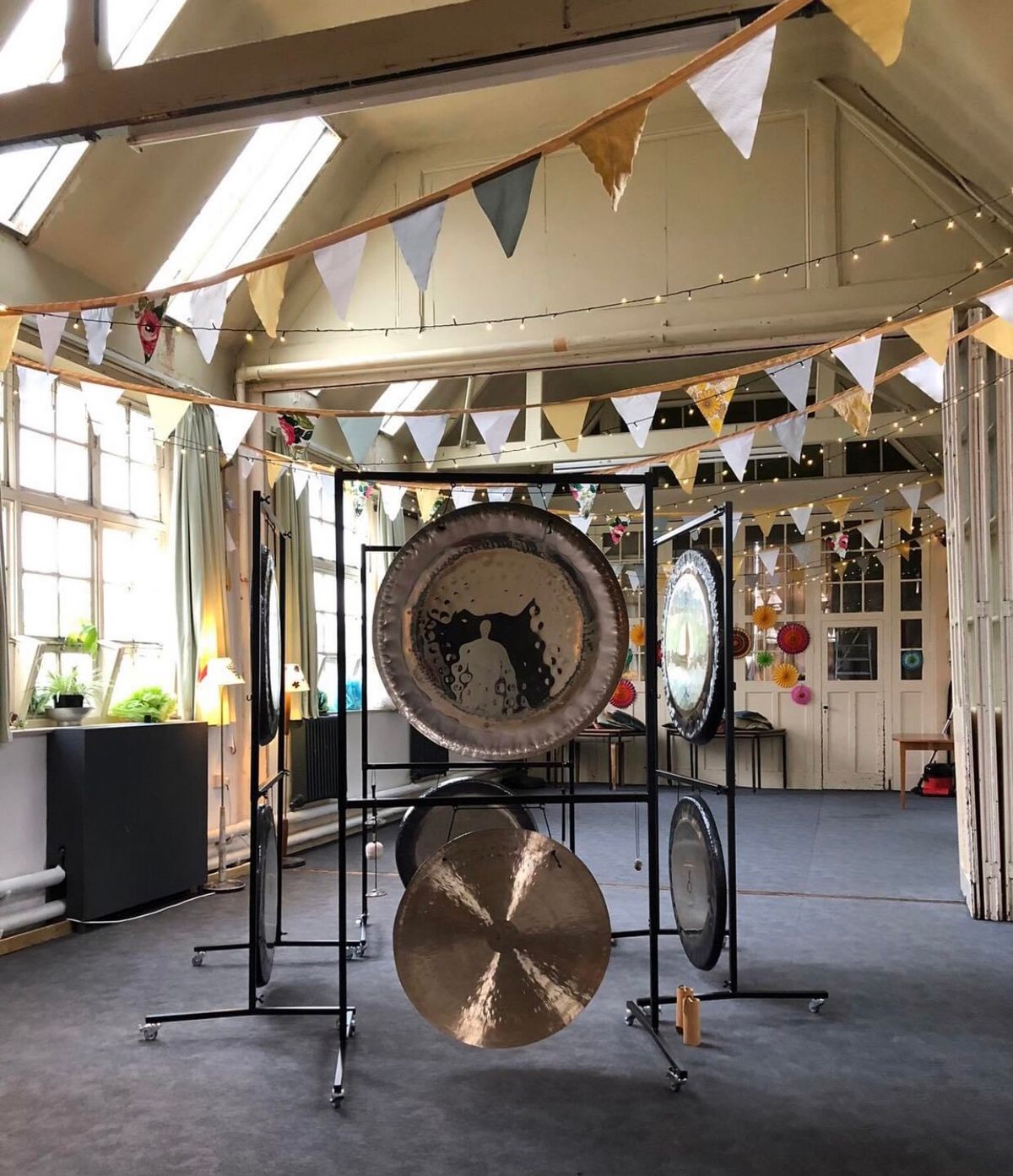 COMMUNITY GONG BATH - HARTINGTON VILAGE HALL