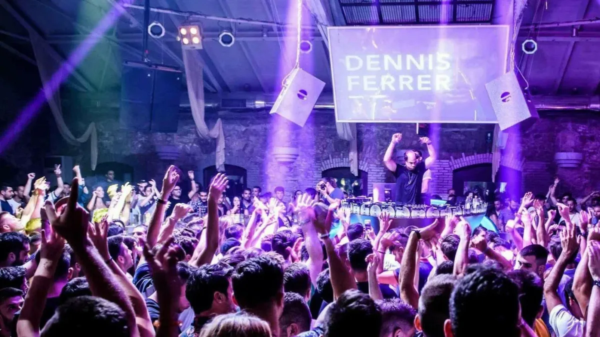 Dennis Ferrer in City of London