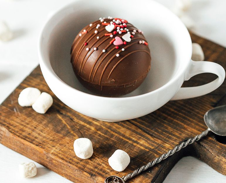 DIY Hot Chocolate Bomb