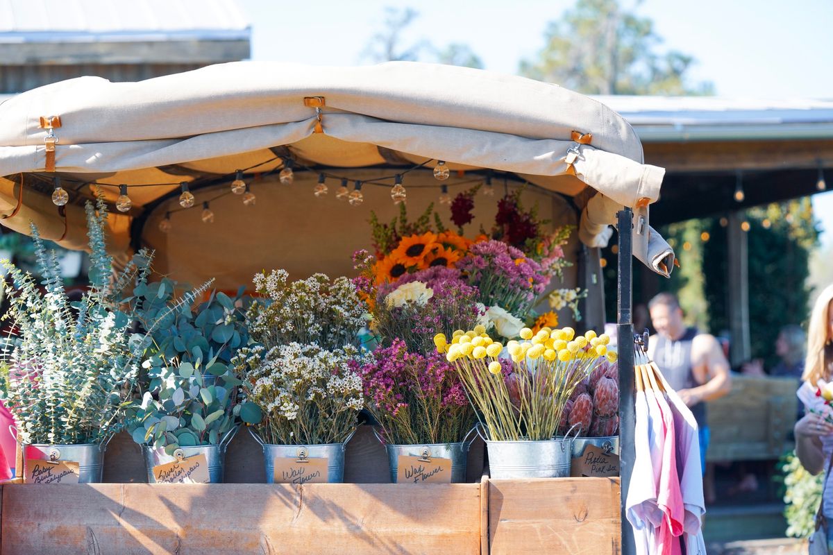 Posies Flower Truck at Starkey Market