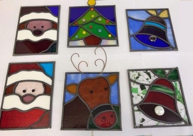 Make a 25 x 20cms stained glass Xmas panel with tutor Claire Hart on Thursday 7th November, 2024 