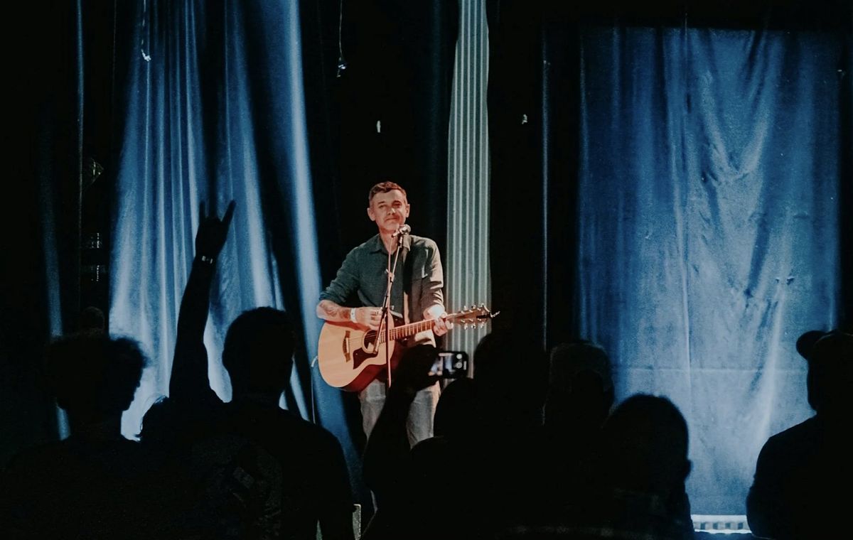 "JIM WARD: Live and Alone"