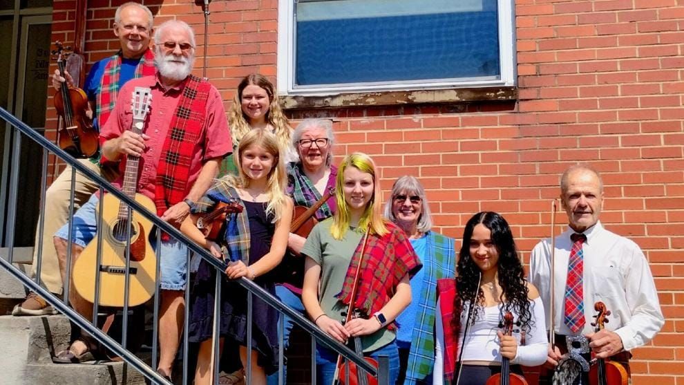 Dance to St Albans Scottish Fiddle Orchestra