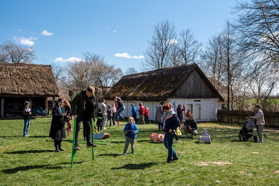 Gry I Zabawy Wielkanocne, Muzeum Wsi Mazowieckiej W Sierpcu, Pultusk ...