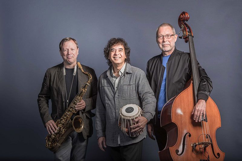 Dave Holland, Zakir Hussain & Chris Potter \u2022 New Morning (Paris)