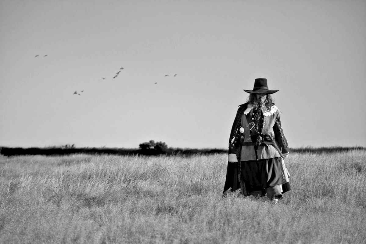 Toad Lickers Film Club: A Field in England