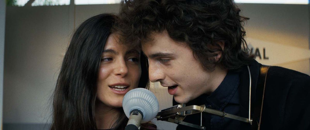 Neu im Kino: A COMPLETE UNKNOWN mit Timoth\u00e9e Chalamet als Bob Dylan *OmU* | Kino Intimes Berlin