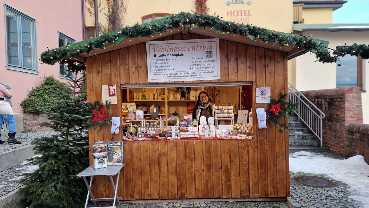 Kunstmarkt auf dem Dachauer Christkindlmarkt