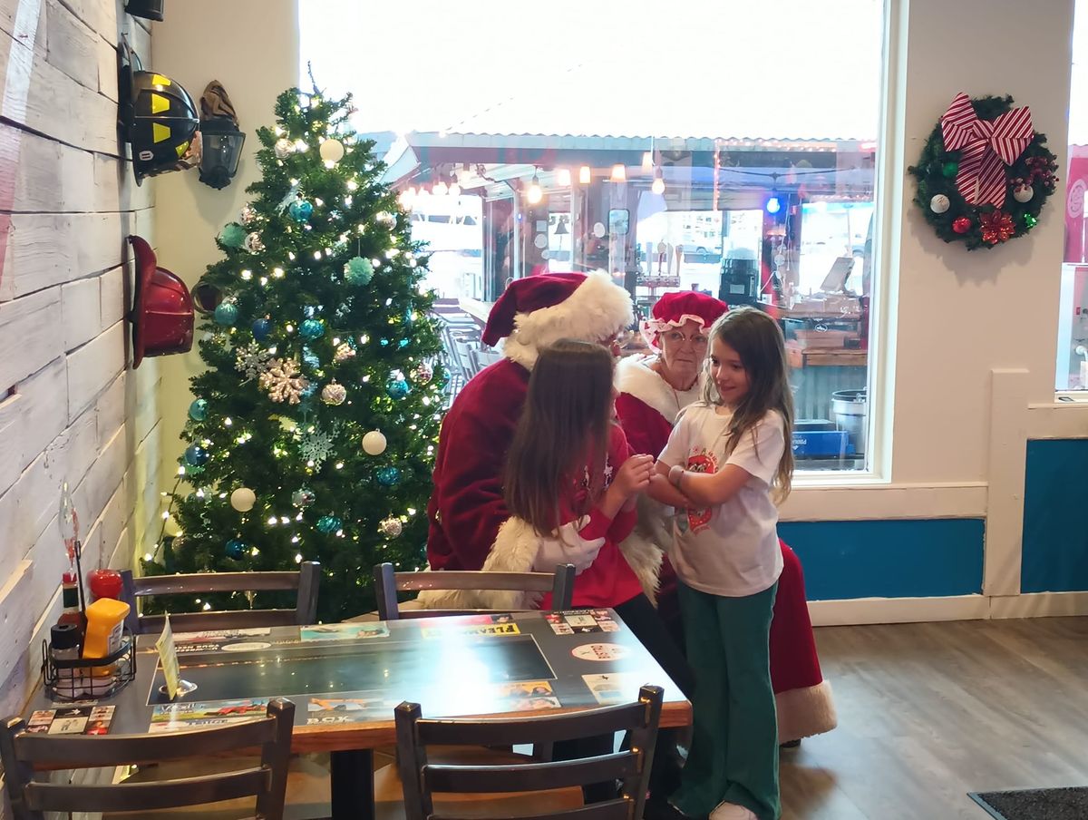 Breakfast w\/Santa Claus at Andy D's on Navarre Beach