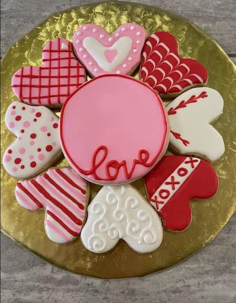 TOOTS' - Beginner Cookie Decorating w\/ Laura