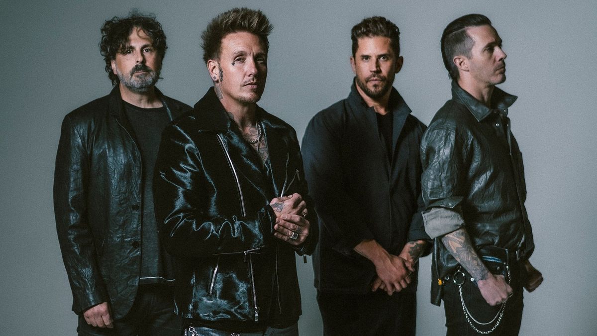 Papa Roach & Rise Against: Rise of the Roach Tour 