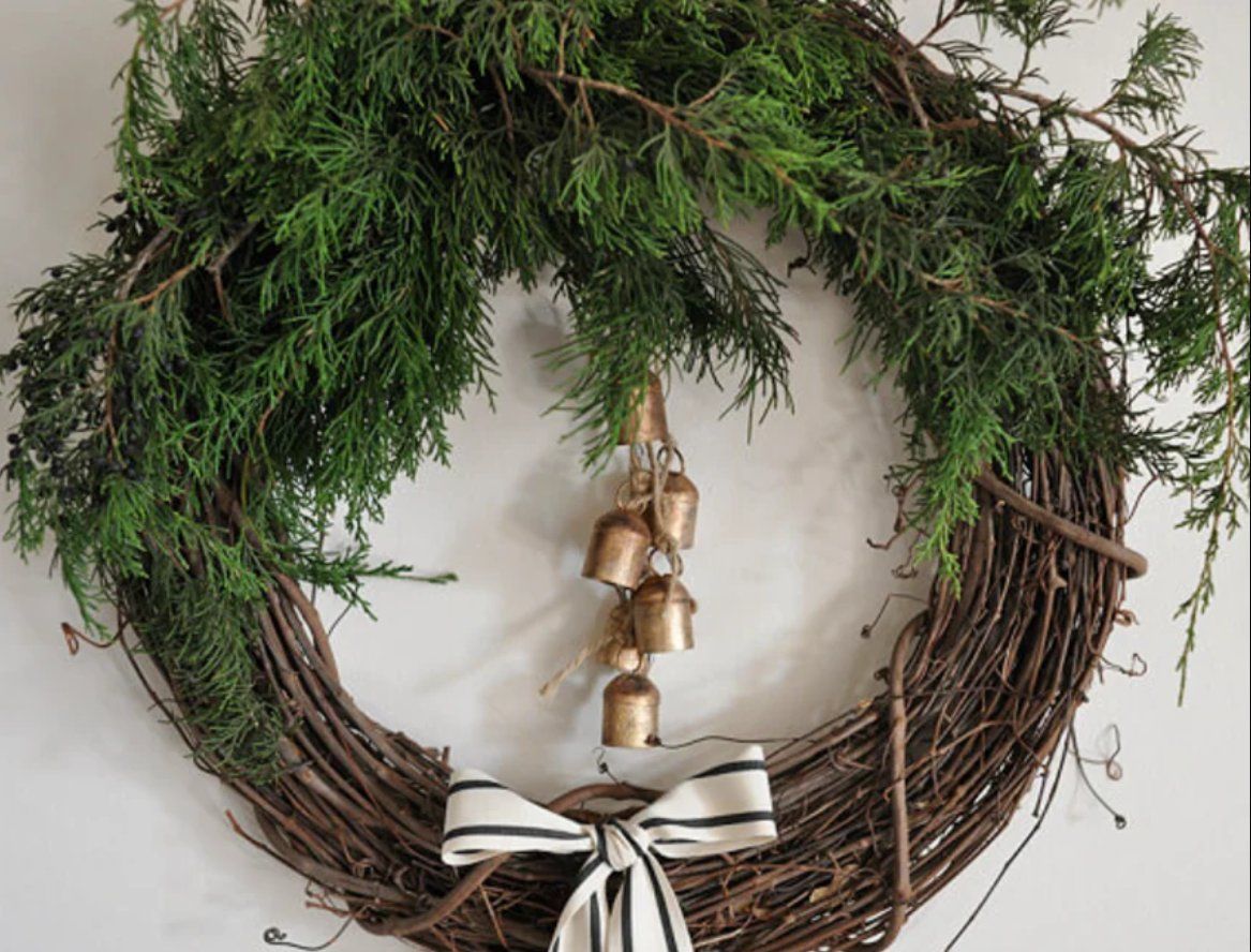 Winter Wreath-Building Bar