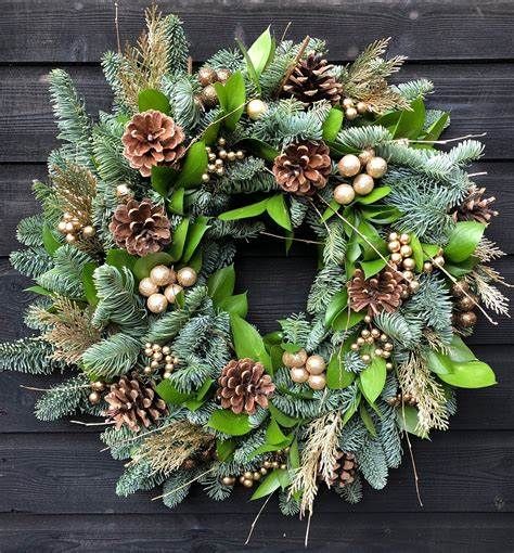 ESSEX CHRISTMAS WREATH MAKING WORKSHOP