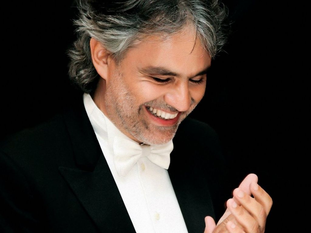 Bencz\u00far Akad\u00e9mia: ANDREA BOCELLI \u2013 A P\u00c9LD\u00c1TLAN SIKERT\u00d6RT\u00c9NET! 