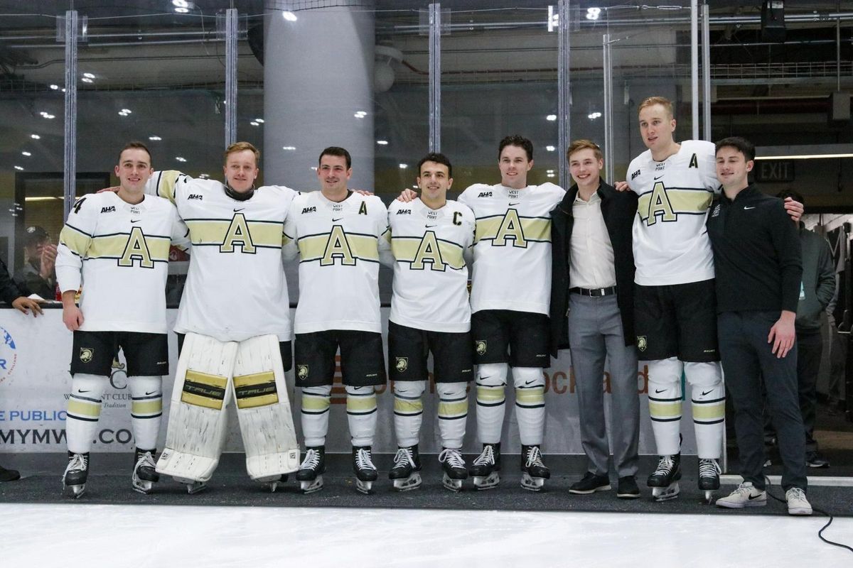 Sacred Heart Pioneers at Army Black Knights Mens Hockey