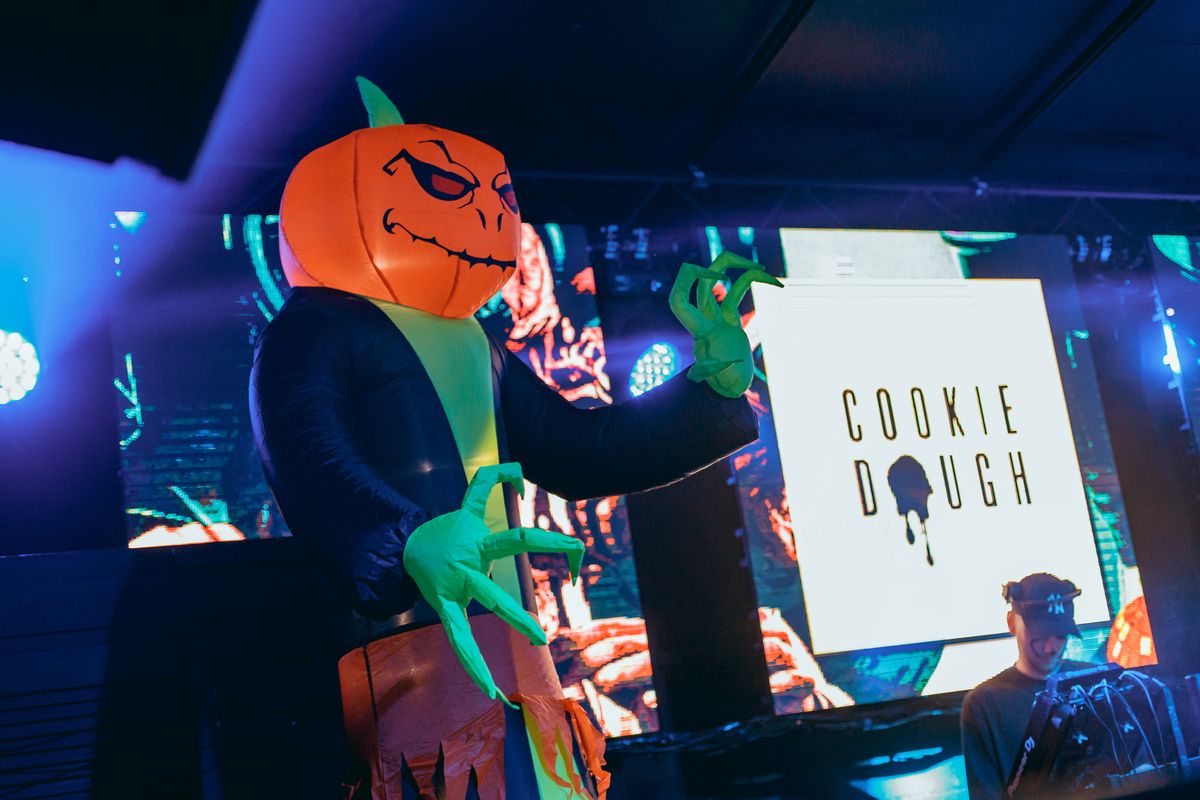 Cookie Dough: TRIP HALLOWEEN \ud83d\udc7b [Student Only\/\u00a34.25 Dbls]