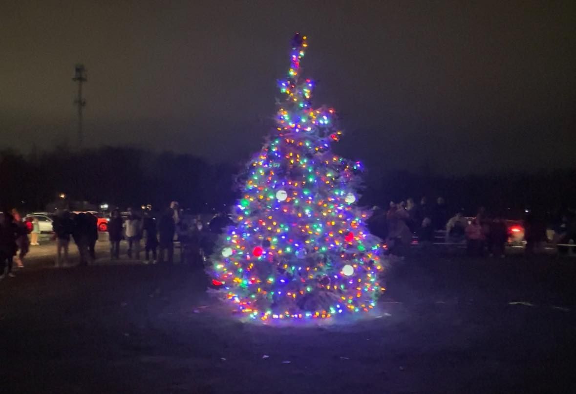 Saginaw Twp Tree Lighting & Kids\u2019 Games