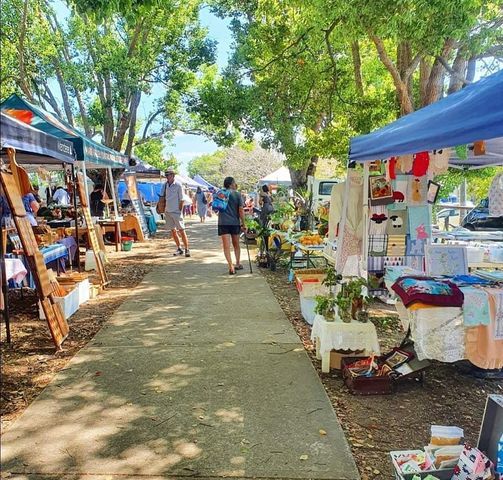 Pomona Country Market