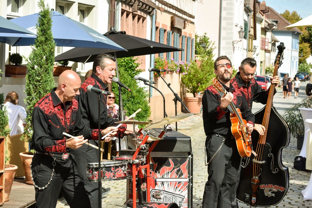 Kr\u00fcger Rockt! (walking) - Wiesbaden - vor dem Nassauer Hof