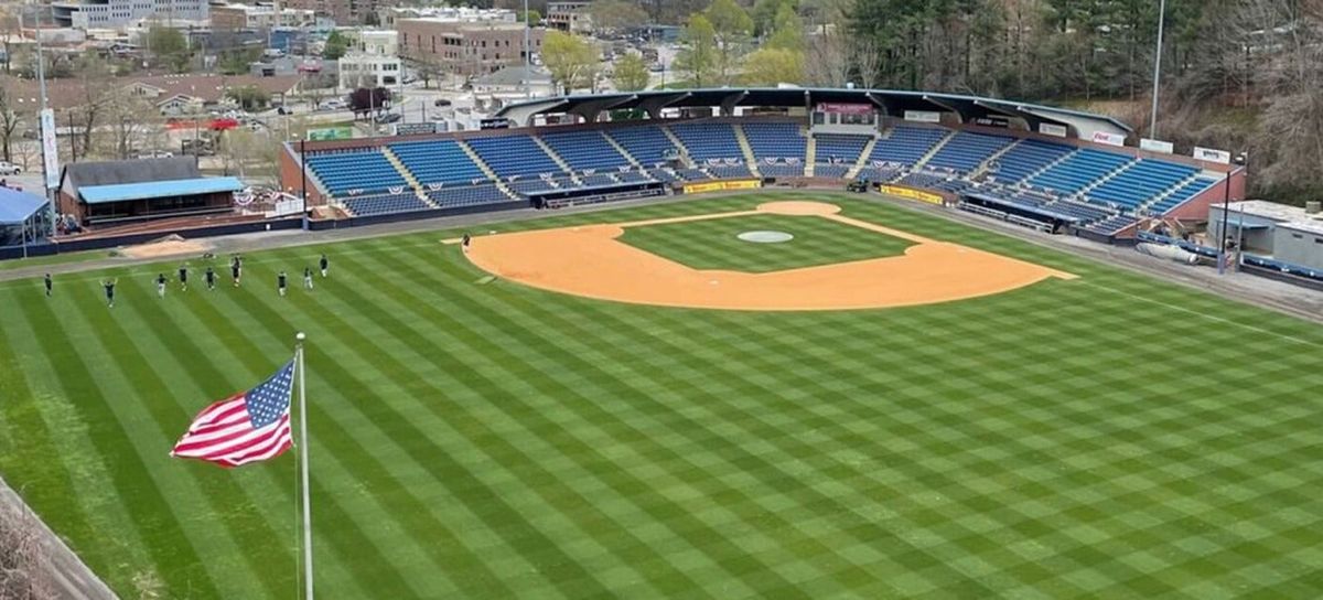 Hub City Spartanburgers at Asheville Tourists at McCormick Field