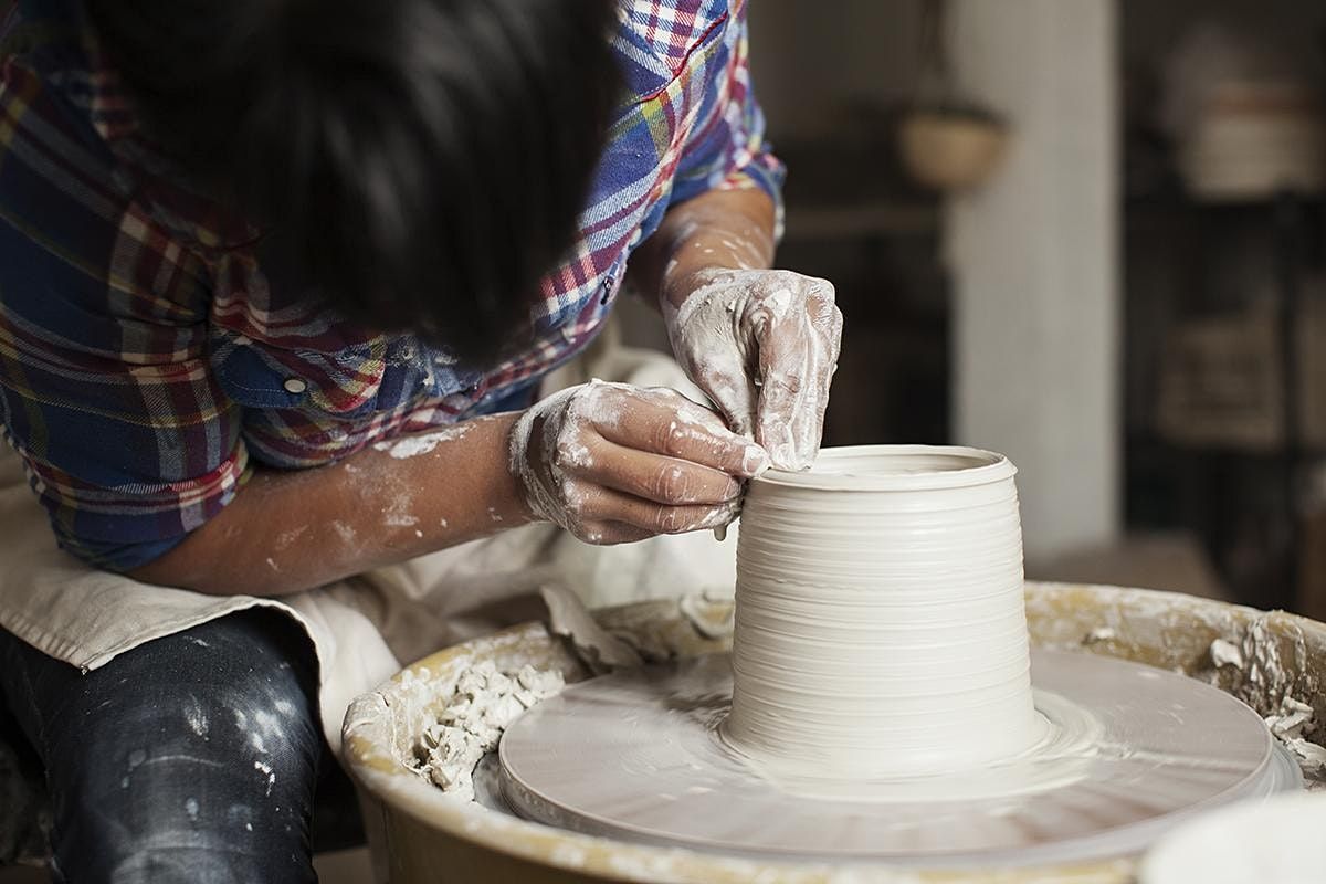 6-Week Pottery Wheel-Throwing + Basic Hand-Building Class