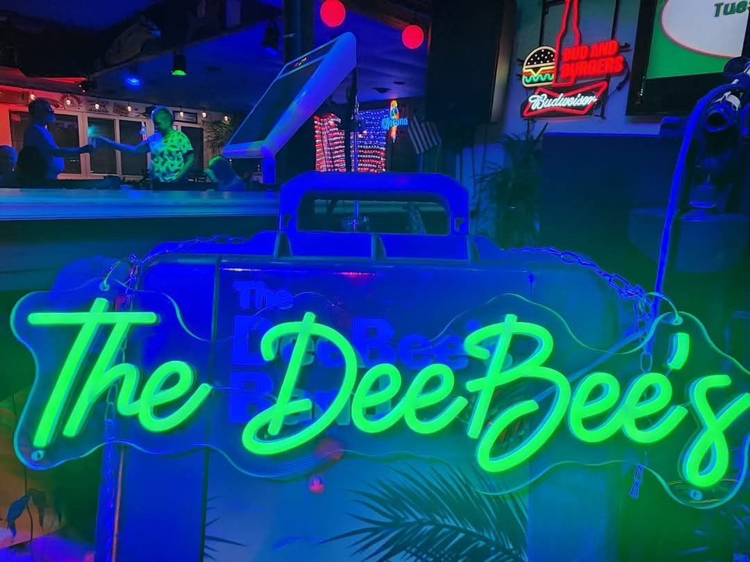 The DeeBee\u2019s & Valentines 