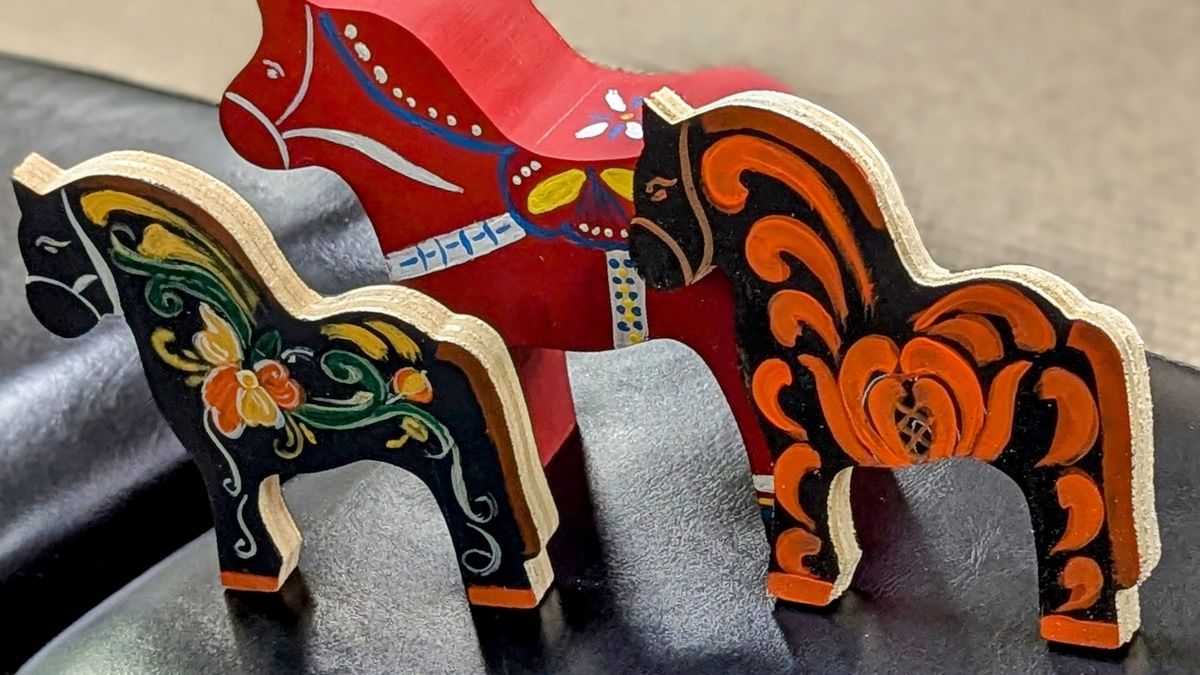 Horsing Around - Rosemaling Style