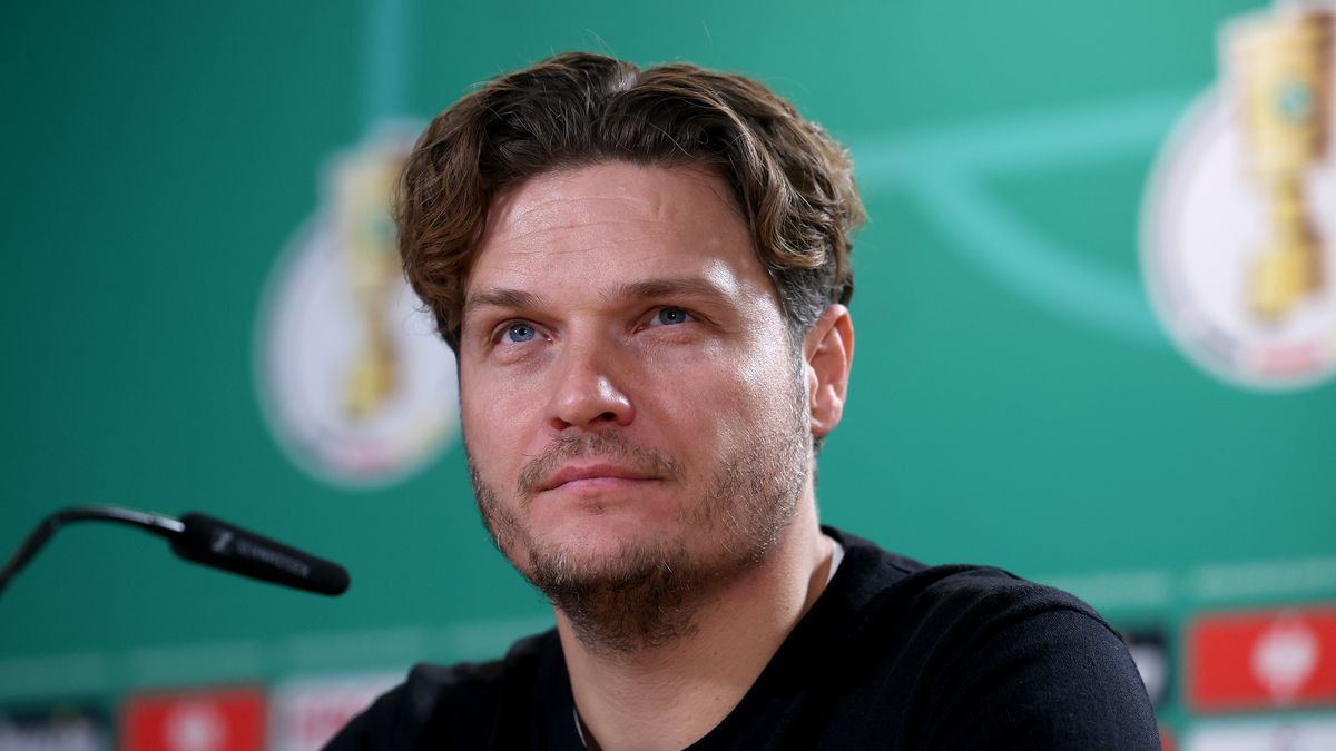 Borussia Dortmund vs VFB Stuttgart at Signal Iduna Park - Westfalenstadion