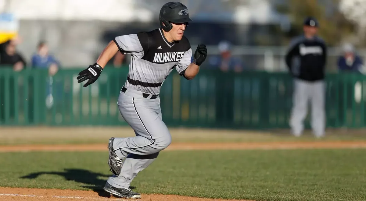 Milwaukee Panthers at Kansas Jayhawks Baseball