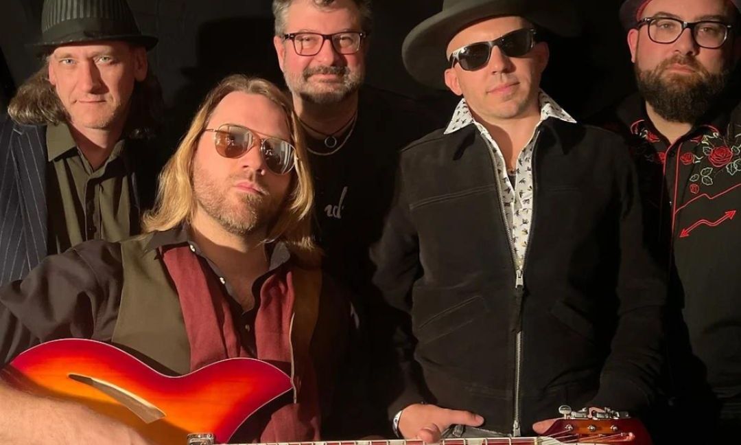 The Heartwreckers: A Tribute To Tom Petty & The Hearbreakers @ Robert's Westside