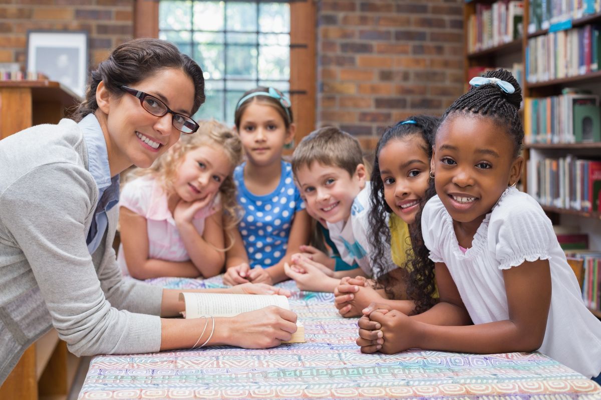 English Class for Elementary School Children