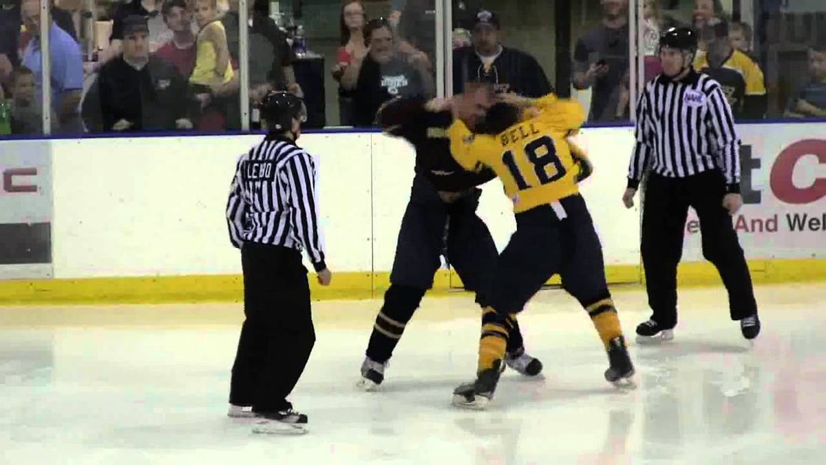 Springfield Jr. Blues vs. Janesville Jets