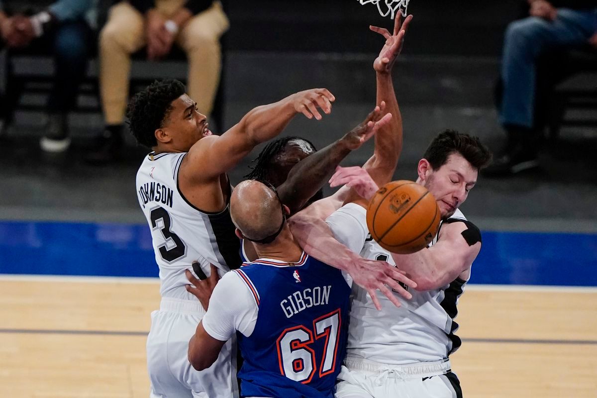 New York Knicks at San Antonio Spurs