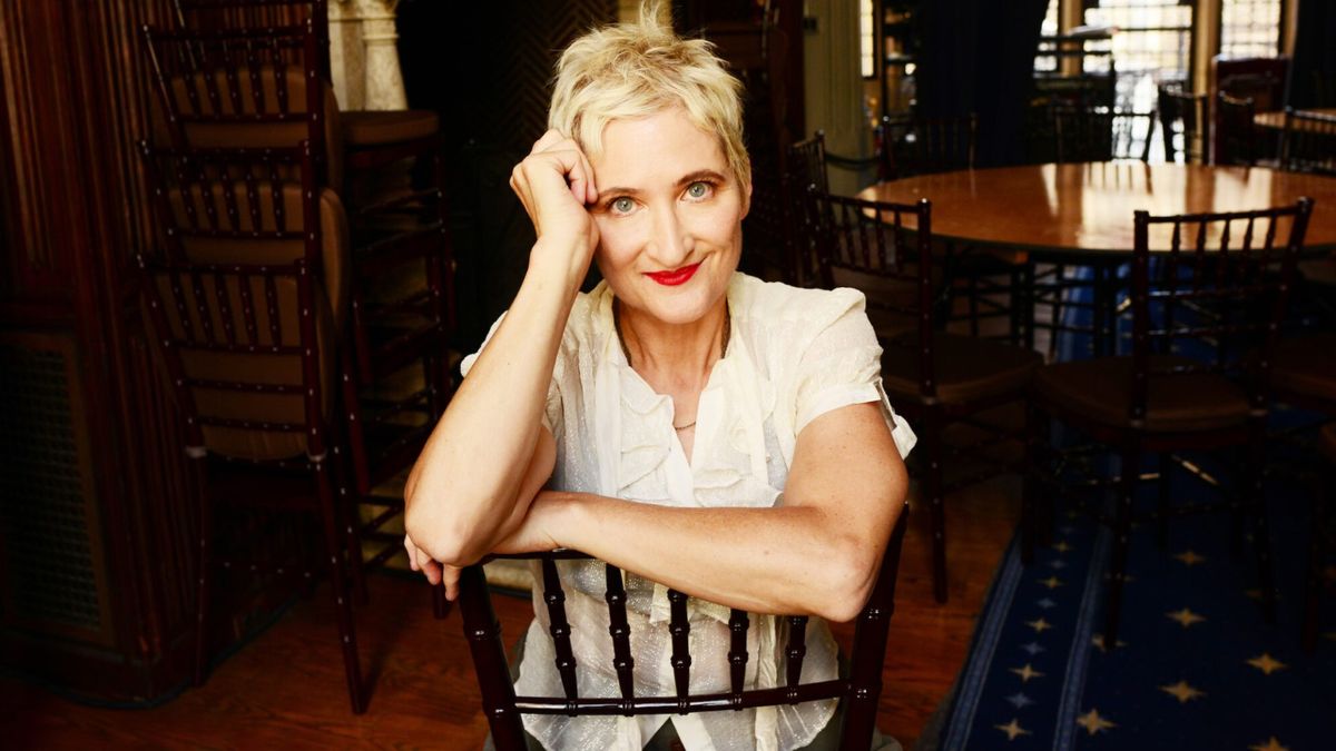 Outpost in the Burbs presents Jill Sobule at the Van Vleck House and Gardens 