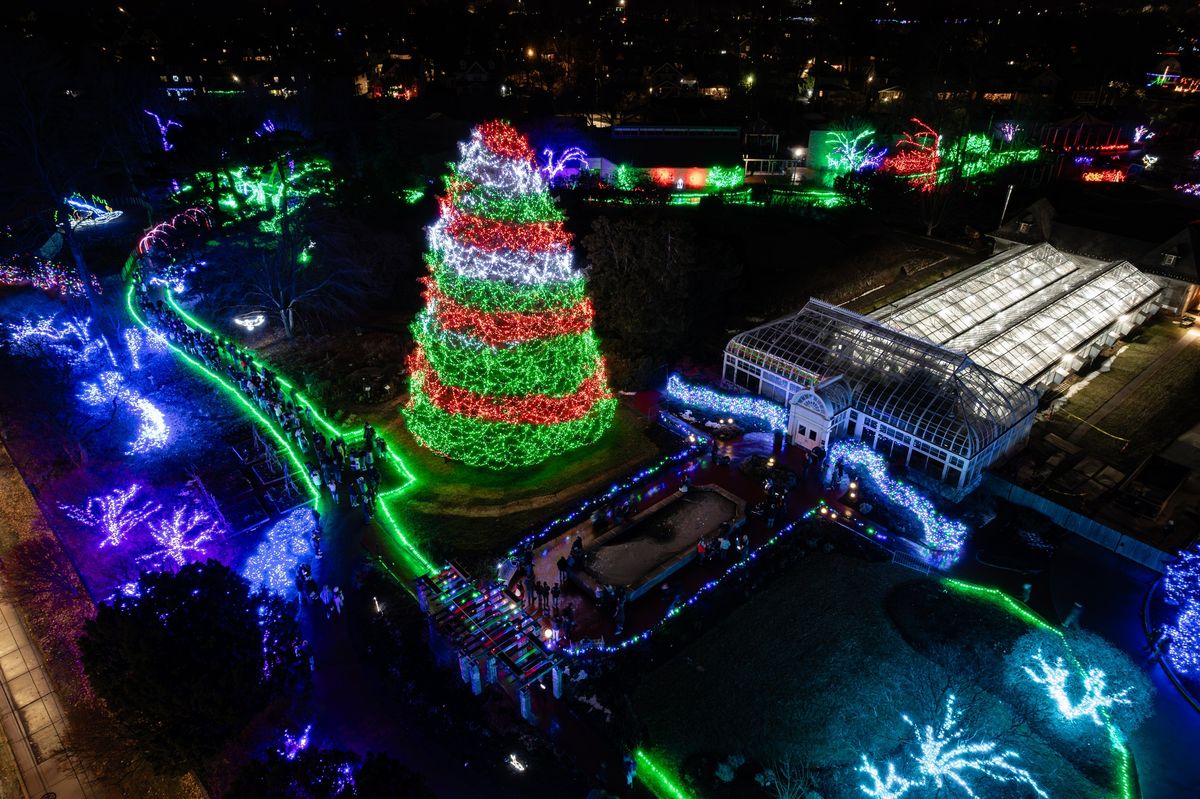 Lights Before Christmas Presented By KeyBank