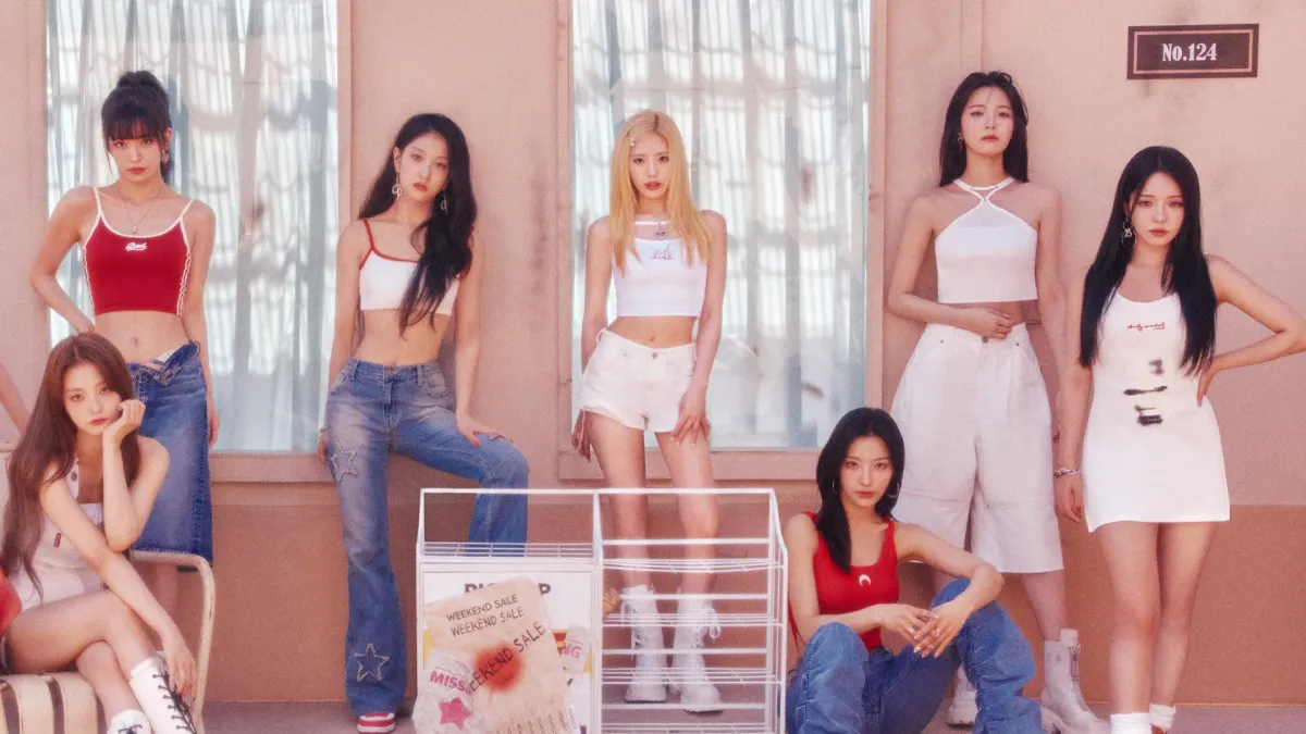 fromis_9 in Oakland