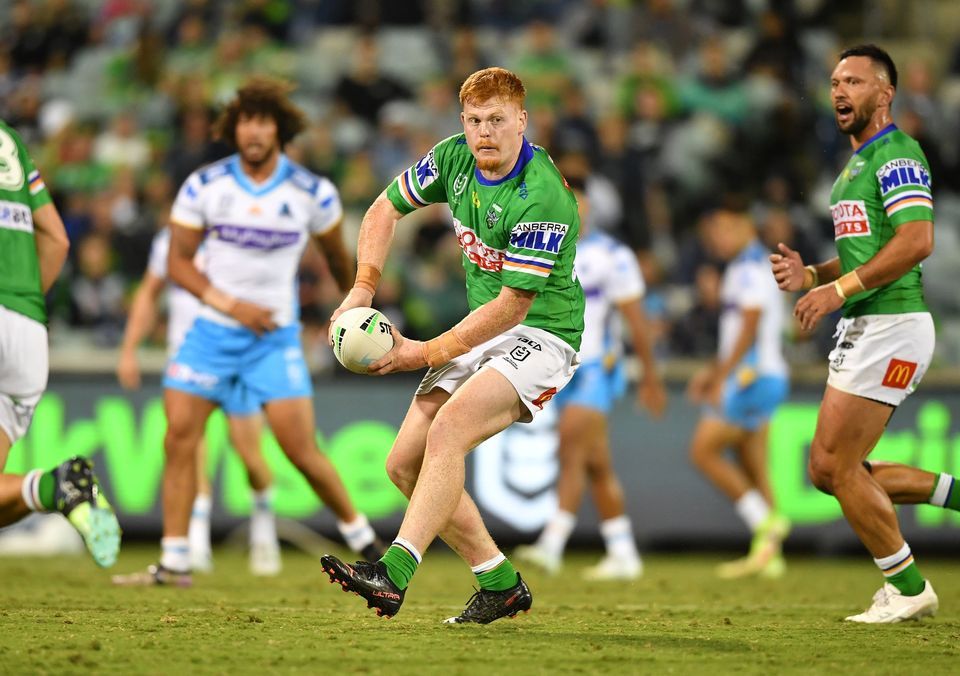 Raiders v Titans