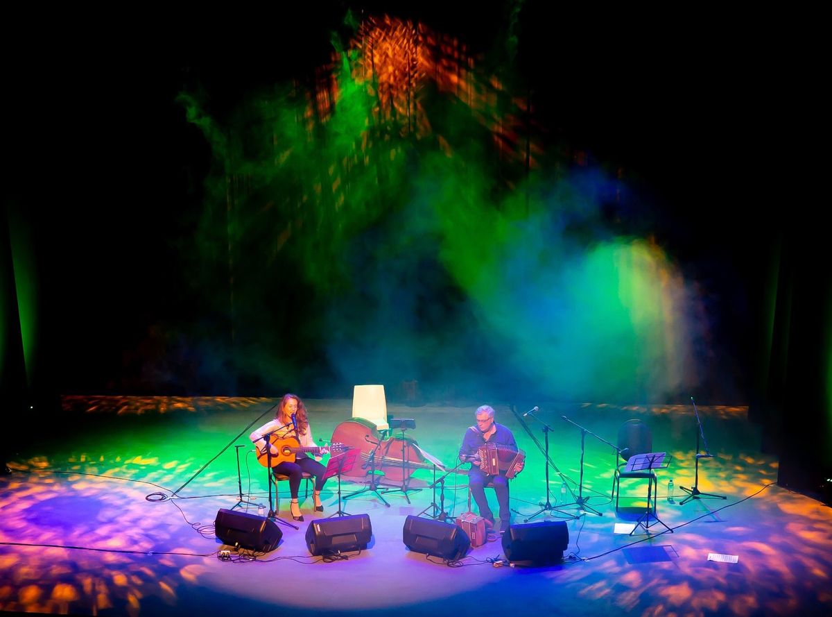 RICCARDO TESI & GIUA Presentano il nuovo spettacolo RETABLOS Bottoni, corde, canzoni e finestre